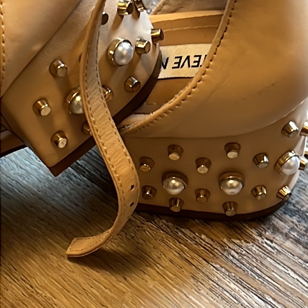 Steve Madden Indie Pearl Sandals - Picture 2 of 8